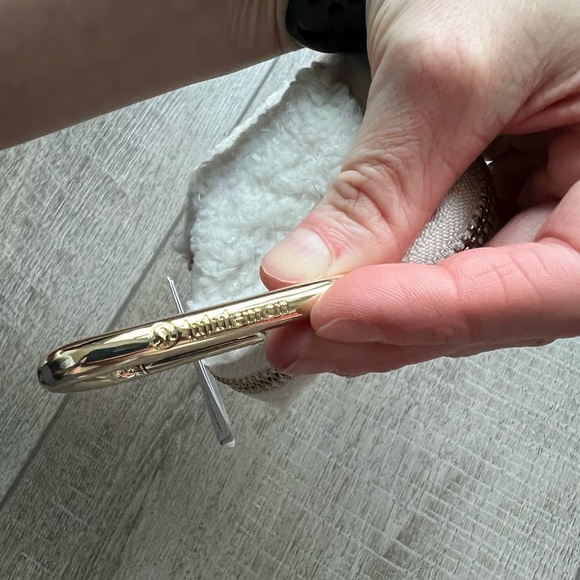 Lululemon Nano Clip-On Backpack *Fleece in Light Ivory - Picture 8 of 12